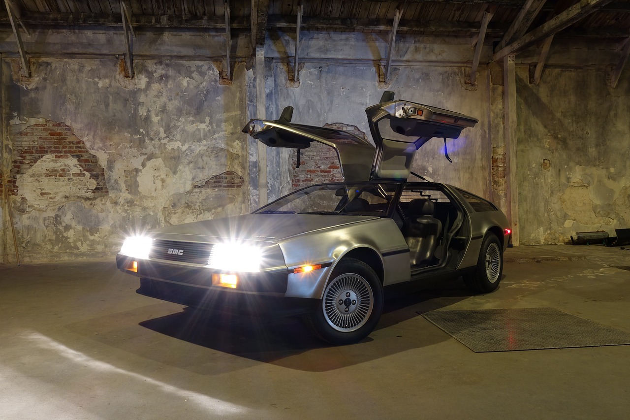 1983 DMC DeLorean Automobile